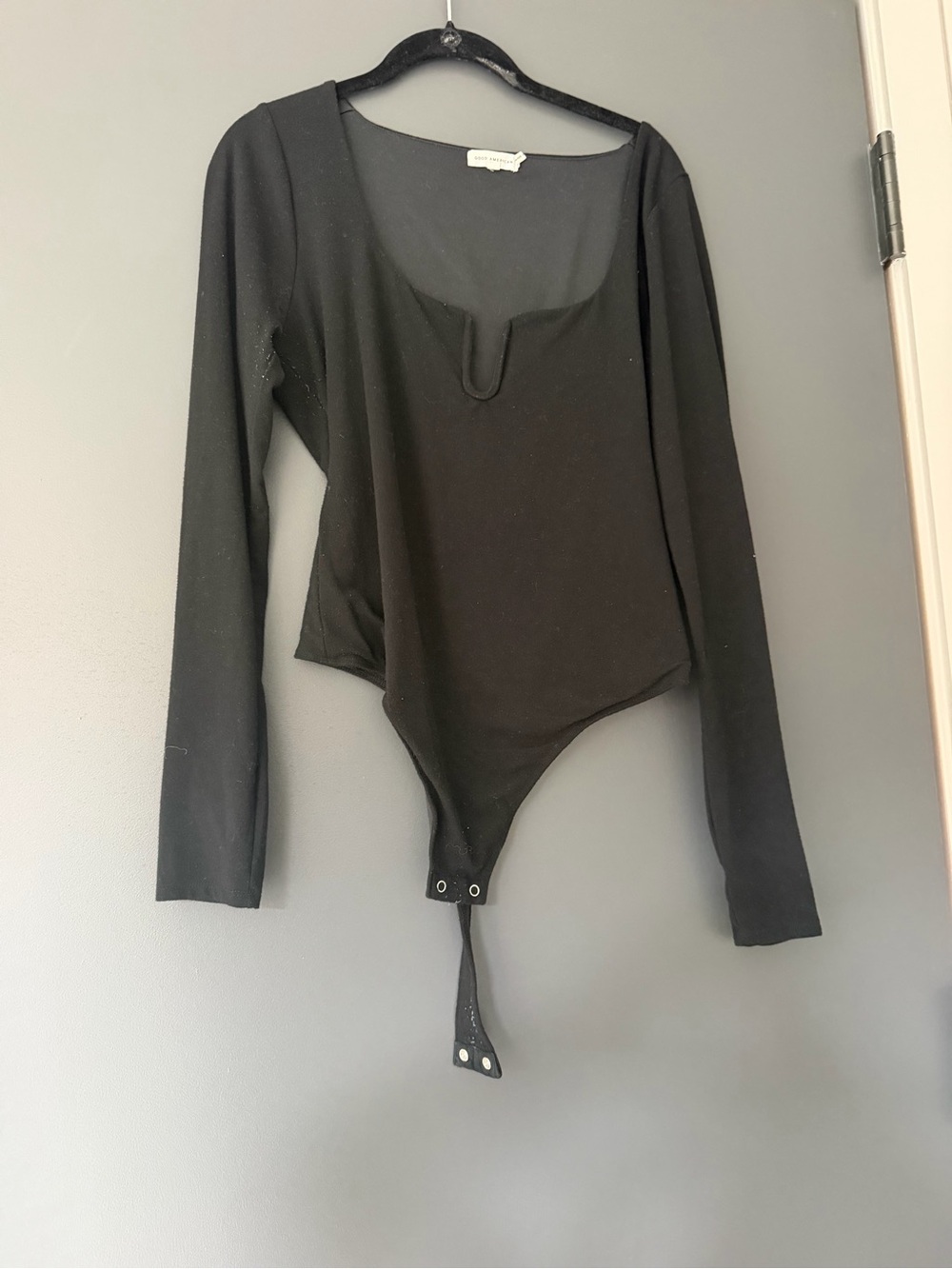 Good American Black Long-Sleeve Scoop-Neck Bodysuit
